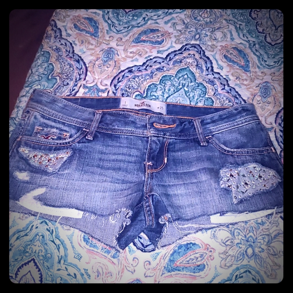 Hollister distressed shorts w/ bling